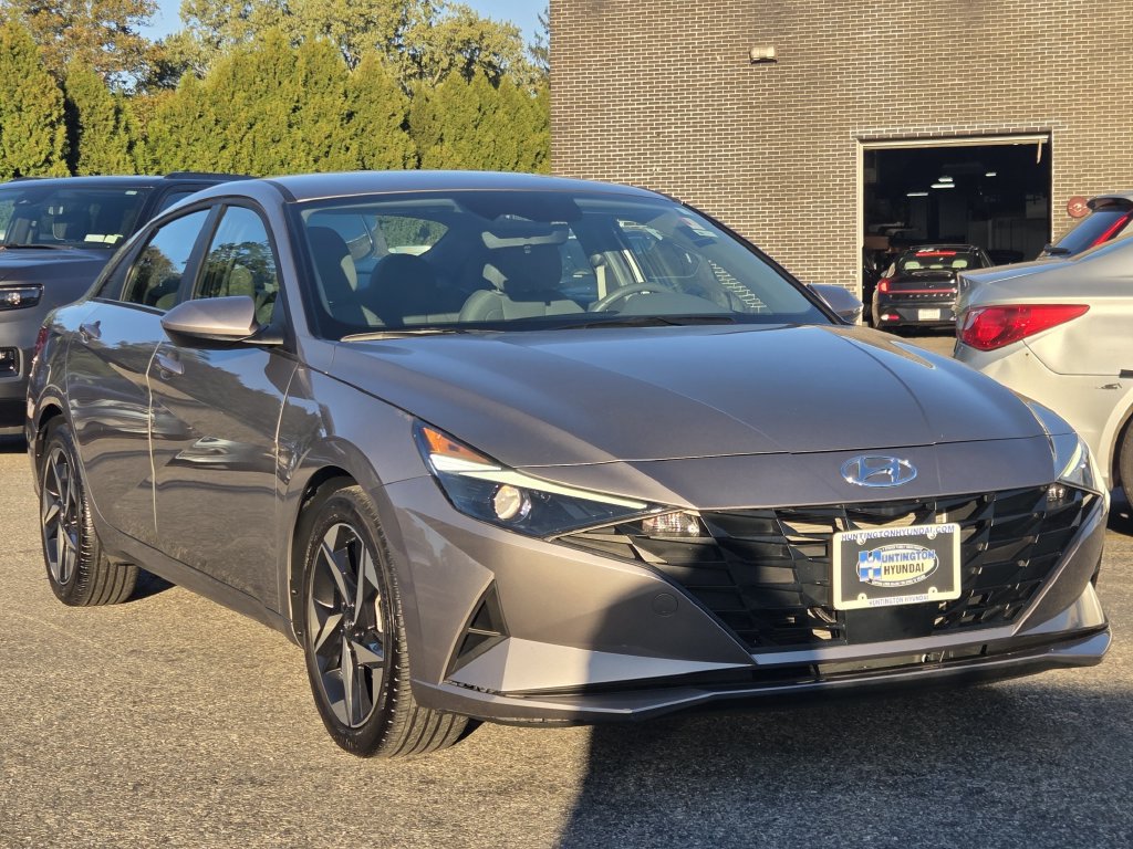 Certified 2023 Hyundai Elantra SEL w/ Convenience Package