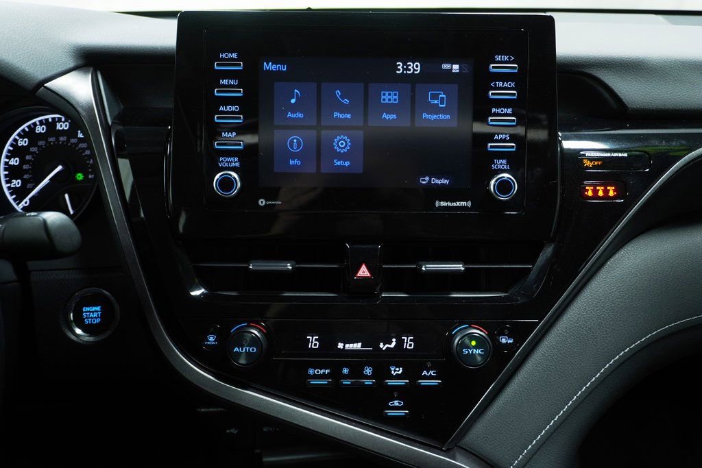 Used 2023 Toyota Camry SE w/ Convenience Package image 16