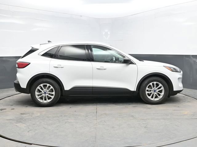 Used 2022 Ford Escape SE w/ Convenience Package FWD image 8
