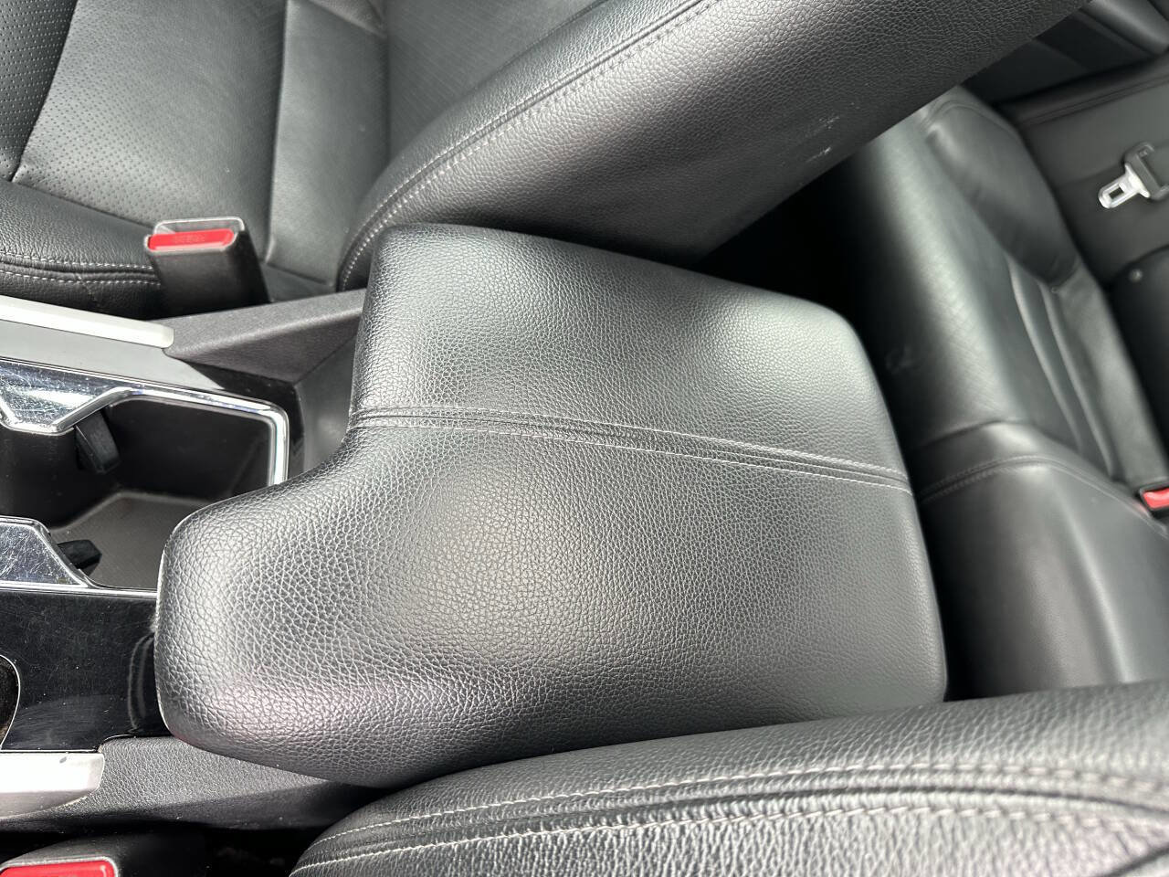 Used 2017 Honda Accord Touring image 37