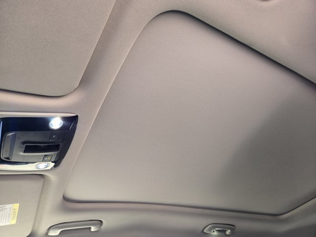 Certified 2023 Kia Sorento S w/ Panoramic Sunroof Package FWD image 25