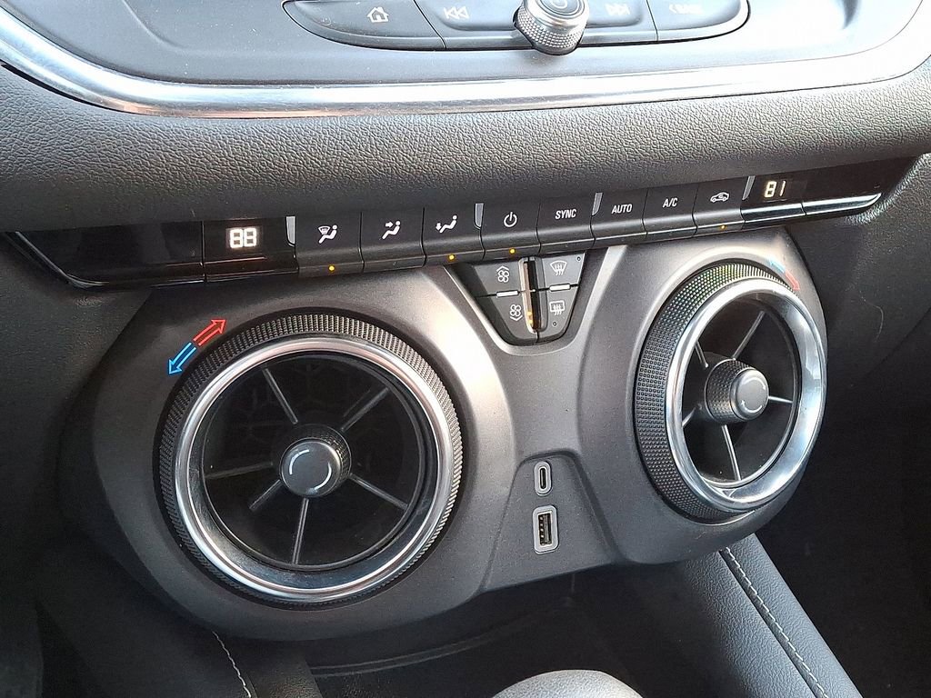 Used 2023 Chevrolet Blazer LT image 18