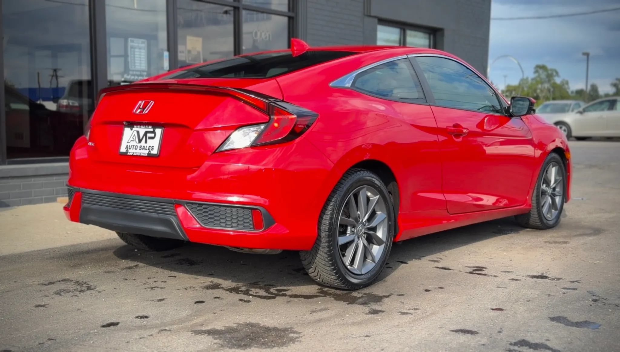 Used 2019 Honda Civic EX image 2