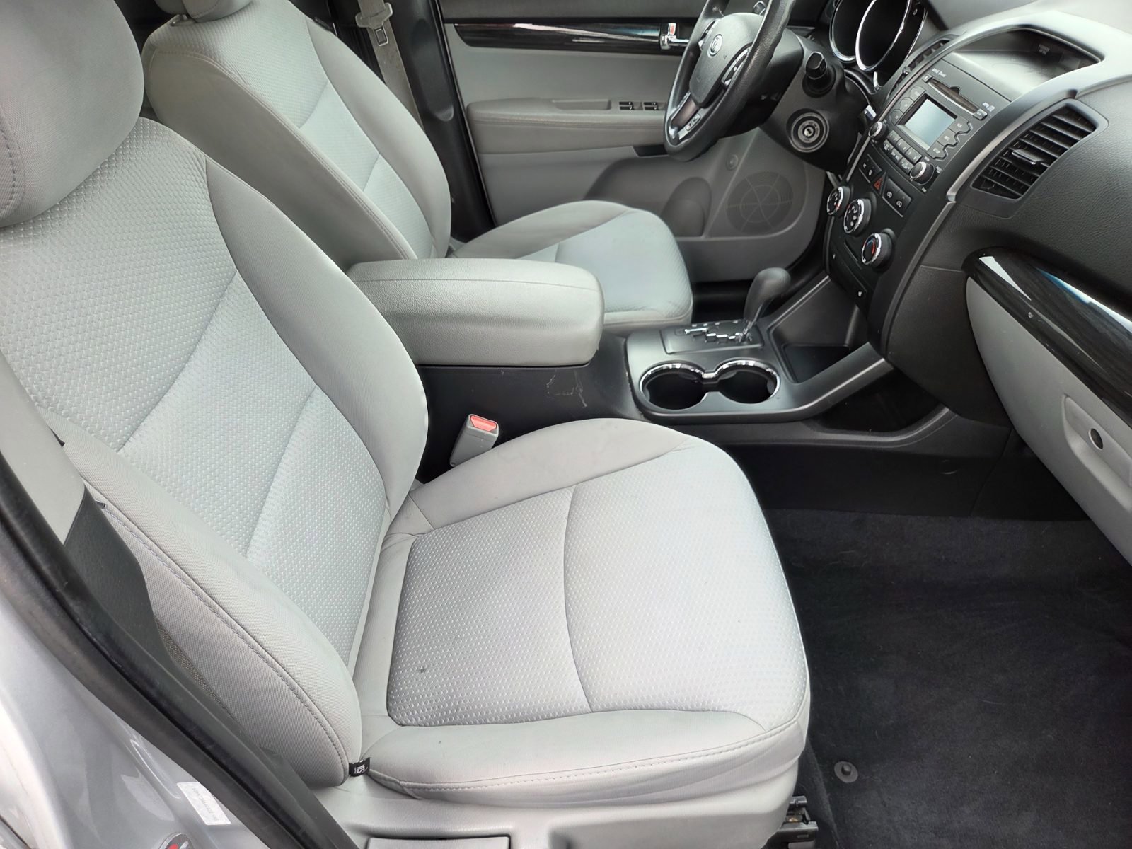 Used 2012 Kia Sorento LX w/ Convenience Pkg image 15