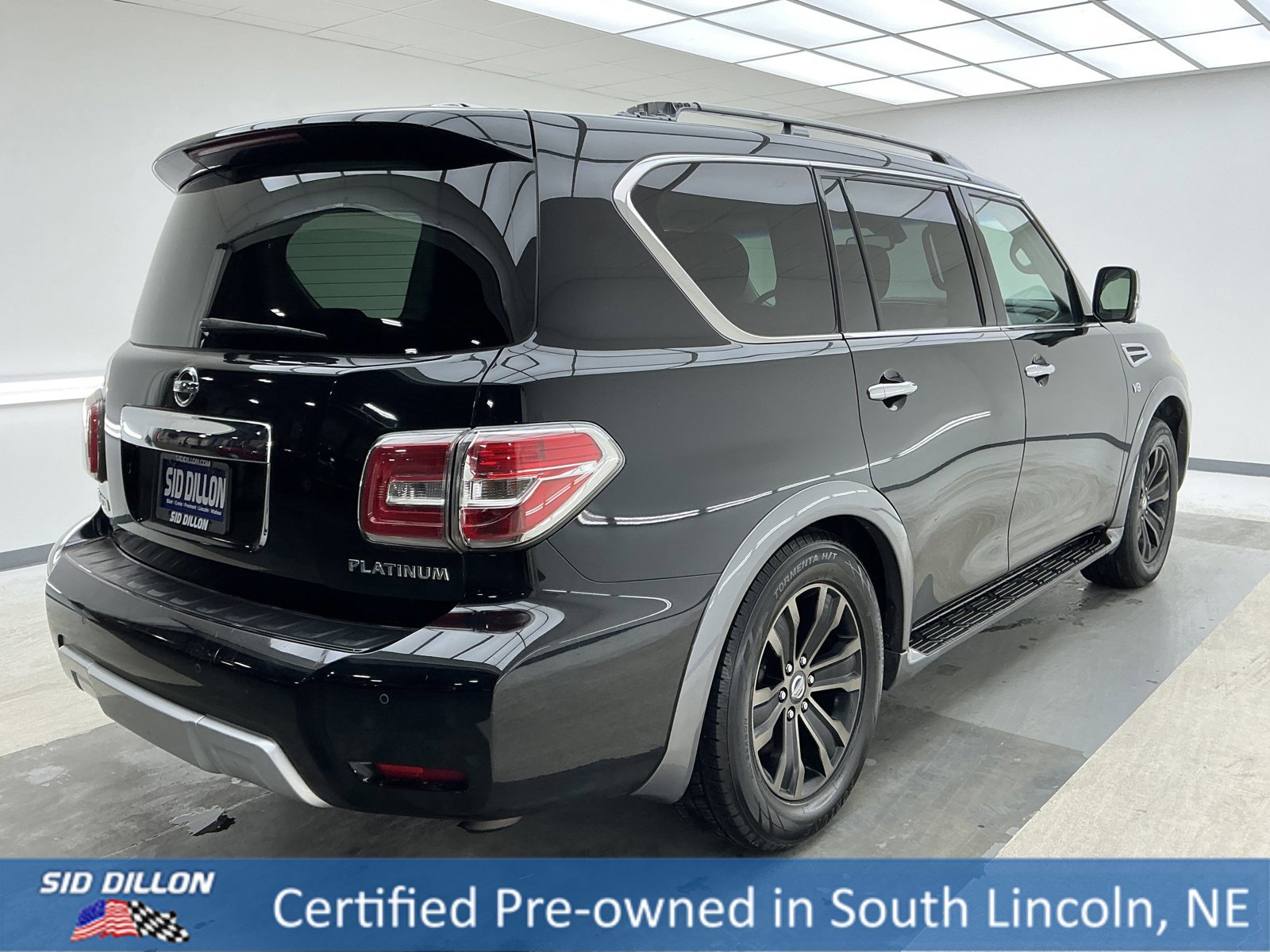 Used 2017 Nissan Armada Platinum w/ Captain Seat Package image 4