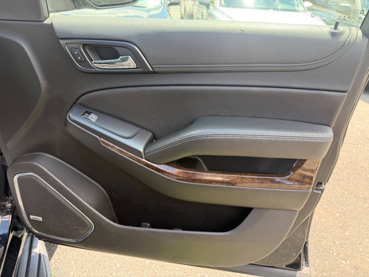 Used 2019 Chevrolet Suburban 3500 LT AWD/4WD image 45