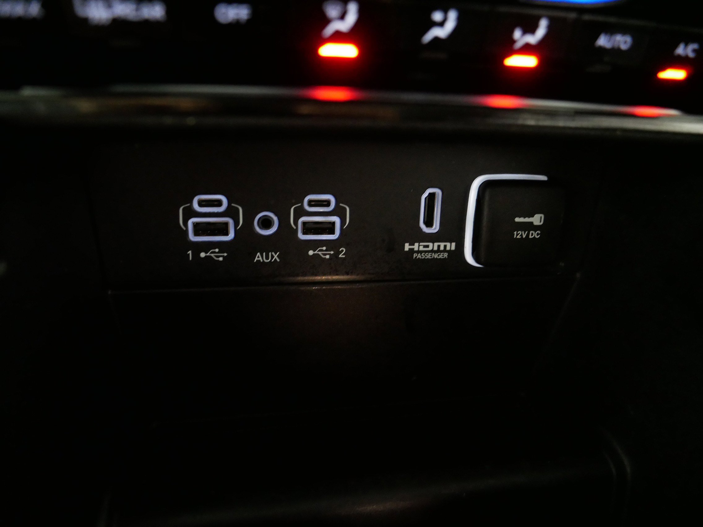 Used 2023 Jeep Grand Cherokee 4WD 4xe image 29
