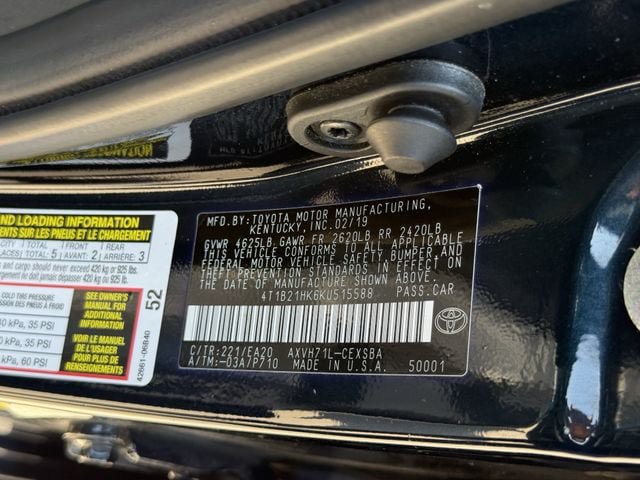 Used 2019 Toyota Camry SE FWD image 32
