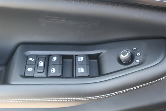 New 2025 Jeep Grand Cherokee L Laredo w/ Luxury Tech Group I image 16