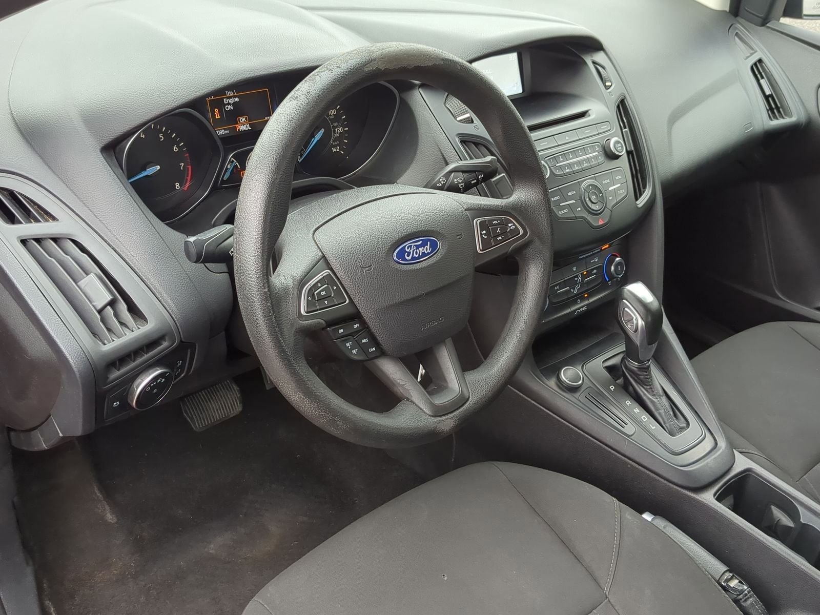 Used 2015 Ford Focus SE w/ Reverse Sensing Package image 12