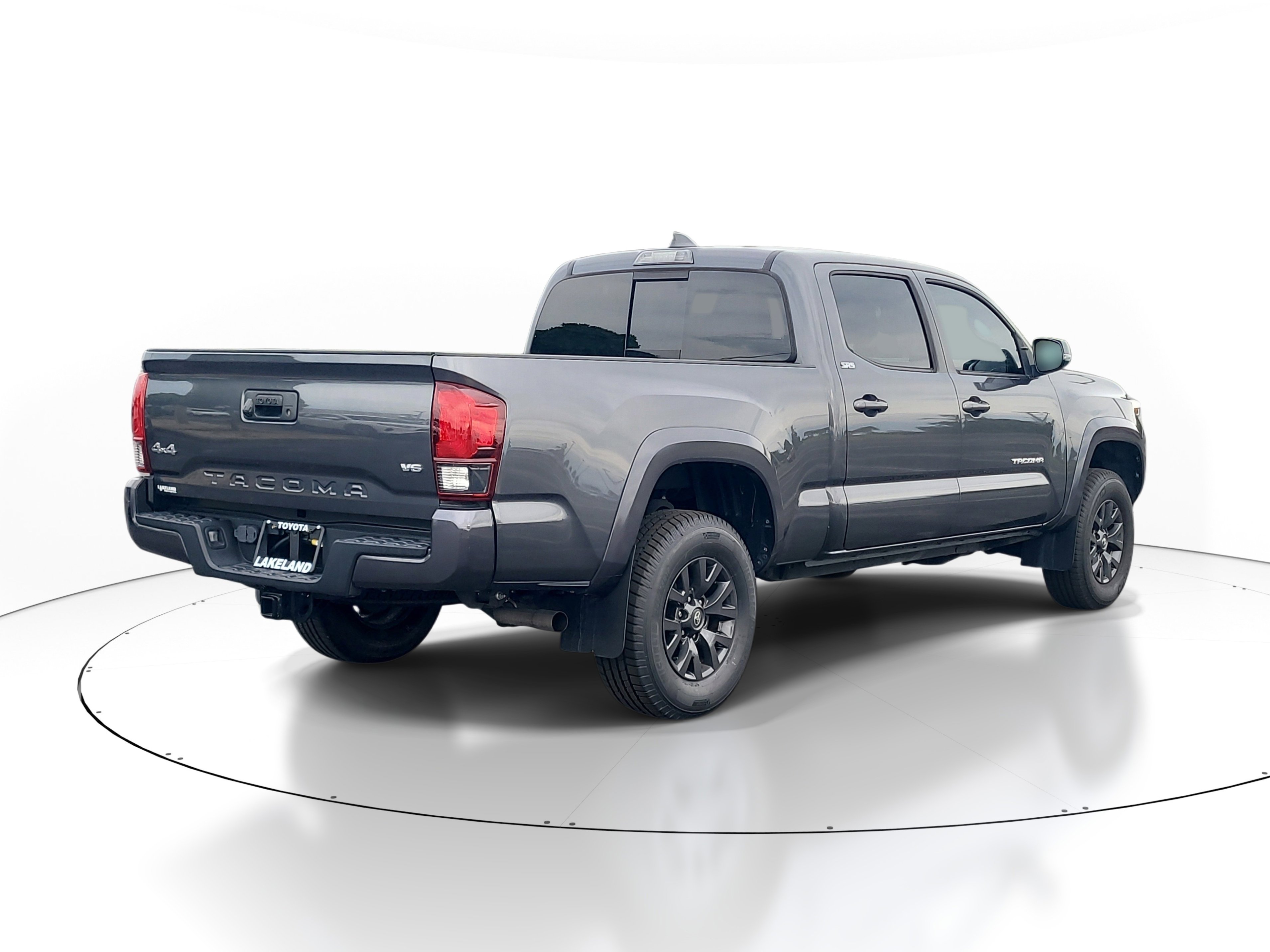 Certified 2022 Toyota Tacoma SR5 w/ Technology Package AWD/4WD image 7