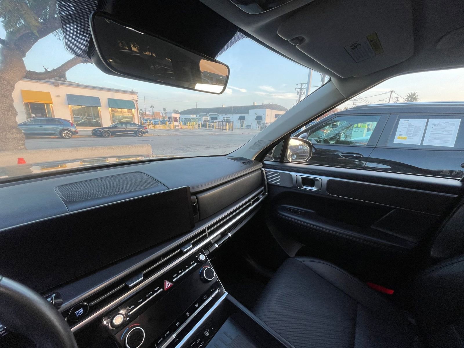 Used 2025 Hyundai Santa Fe SEL image 35