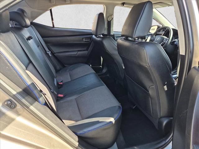 Used 2017 Toyota Corolla SE FWD image 19