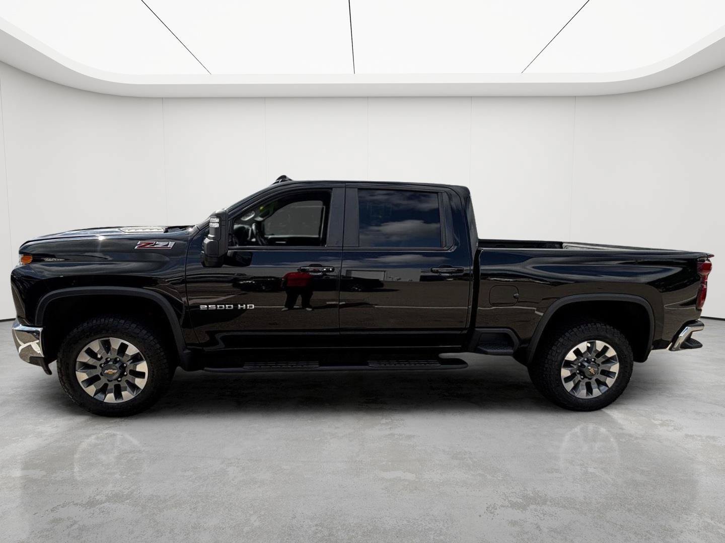 Certified 2021 Chevrolet Silverado 2500 LT w/ Convenience Package AWD/4WD image 6
