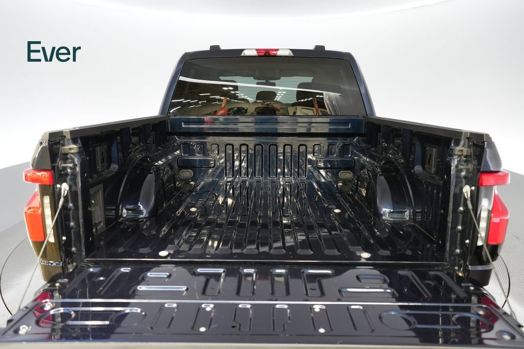 Used 2023 Ford F150 Lightning XLT AWD/4WD image 8