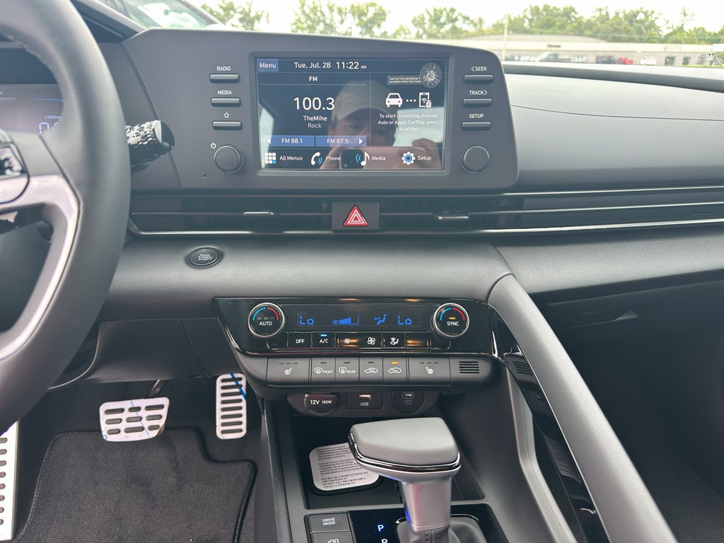New 2026 Hyundai Elantra SEL Sport Premium FWD image 18