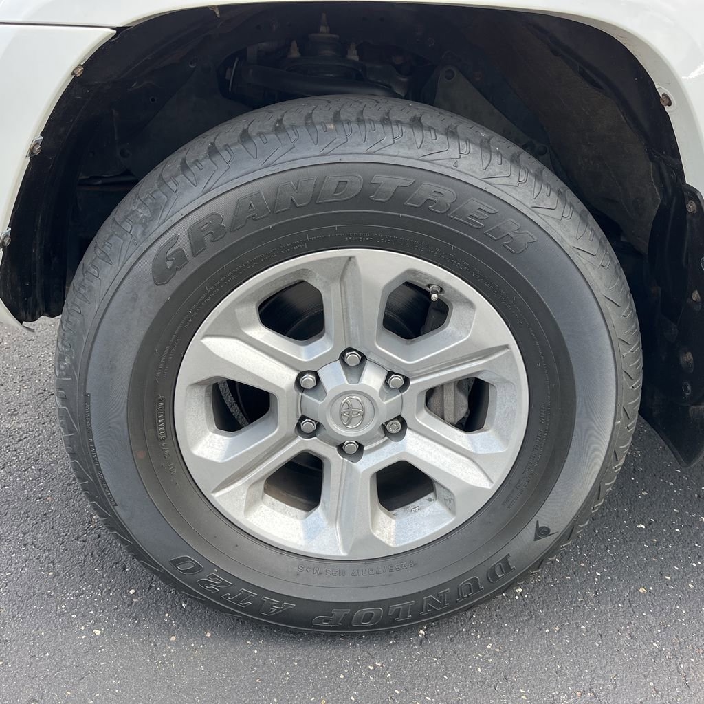 Used 2021 Toyota 4Runner SR5 image 17