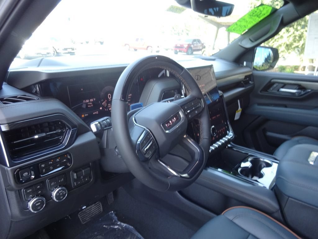 New 2026 GMC Yukon XL AT4 w/ AT4 Premium Plus Package AWD/4WD image 11