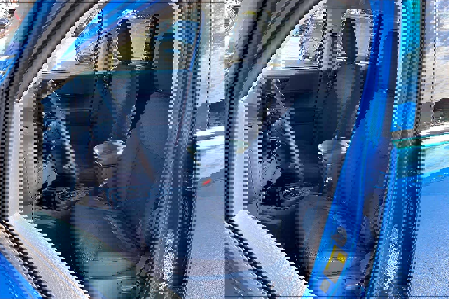 New 2025 Ford Maverick XL image 9