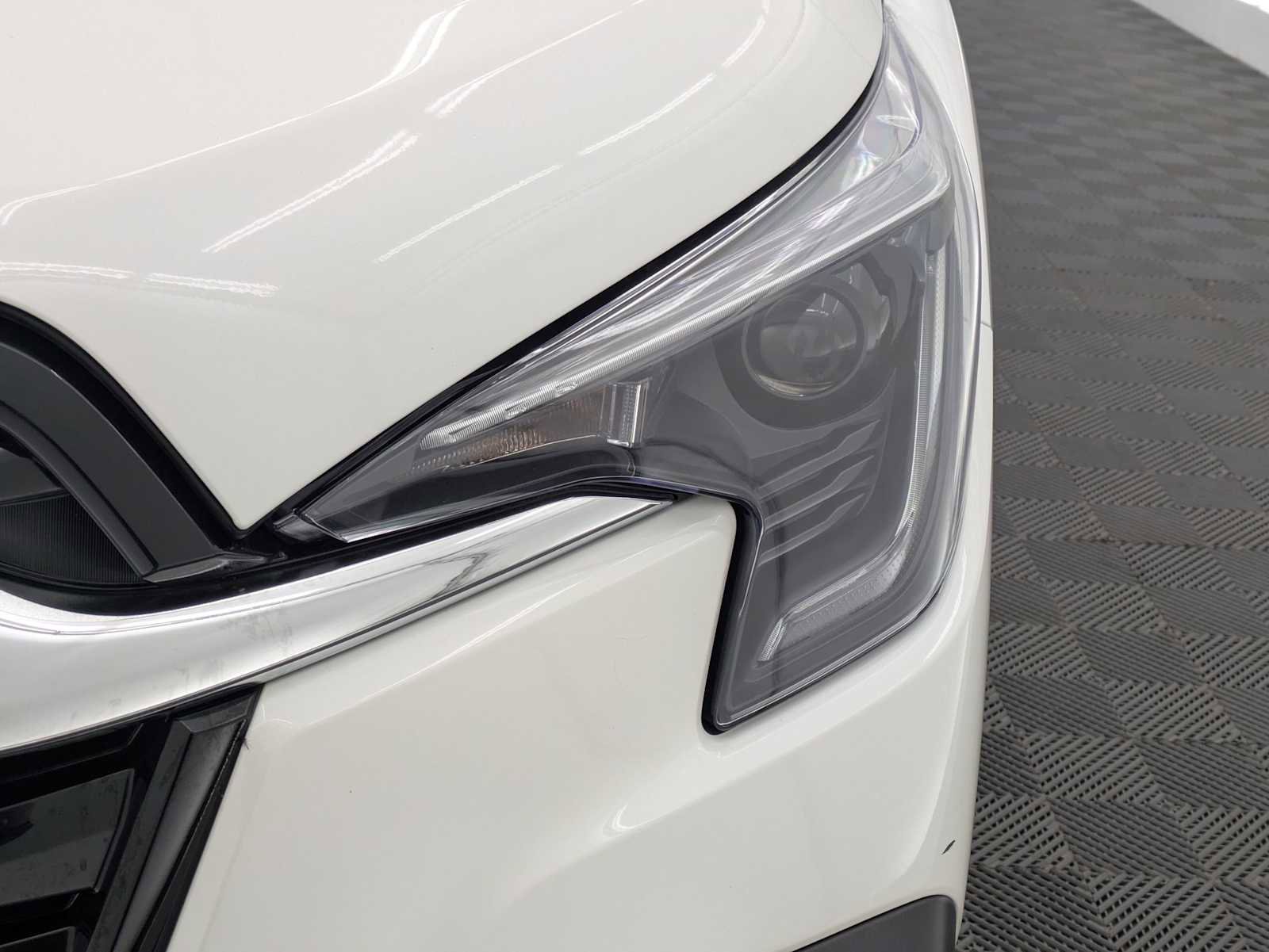 Used 2024 Subaru Ascent Premium w/ Convenience Package image 10