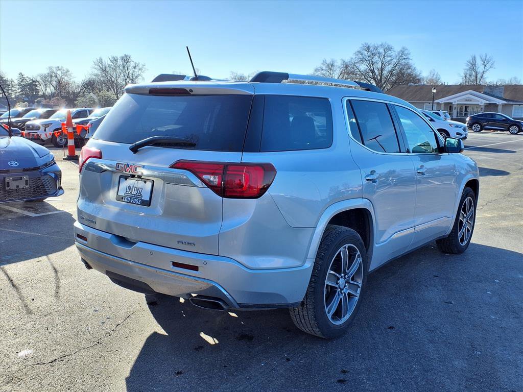 Used 2017 GMC Acadia Denali w/ Technology Package image 4