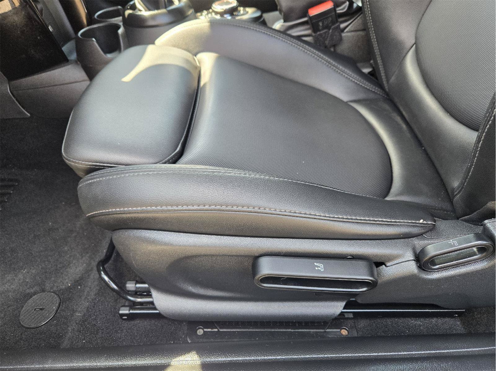 Used 2019 MINI Cooper S FWD image 20