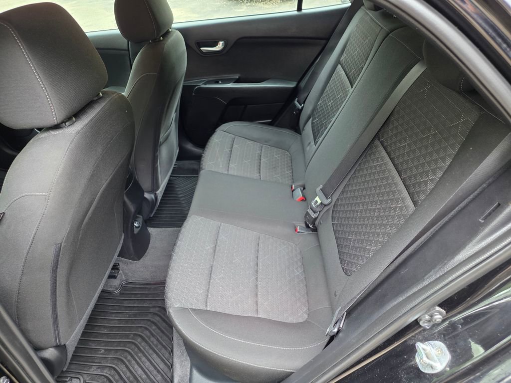 Used 2022 Kia Rio S w/ Option Group 015 FWD image 7