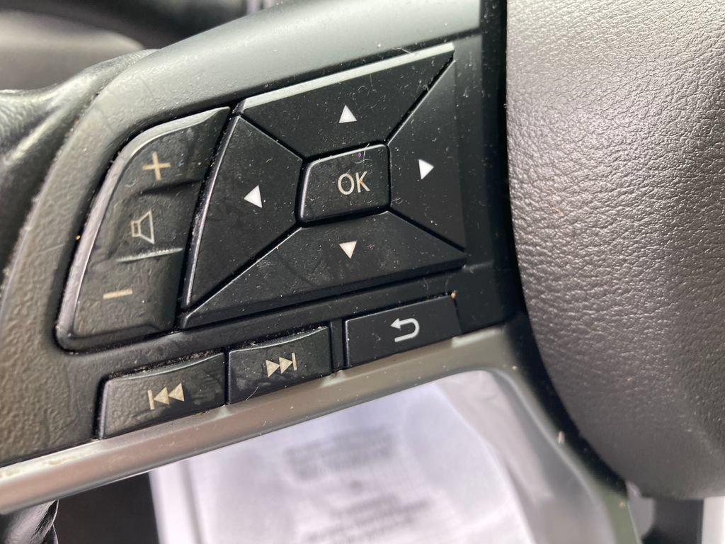 Used 2020 Nissan Sentra SV FWD image 39