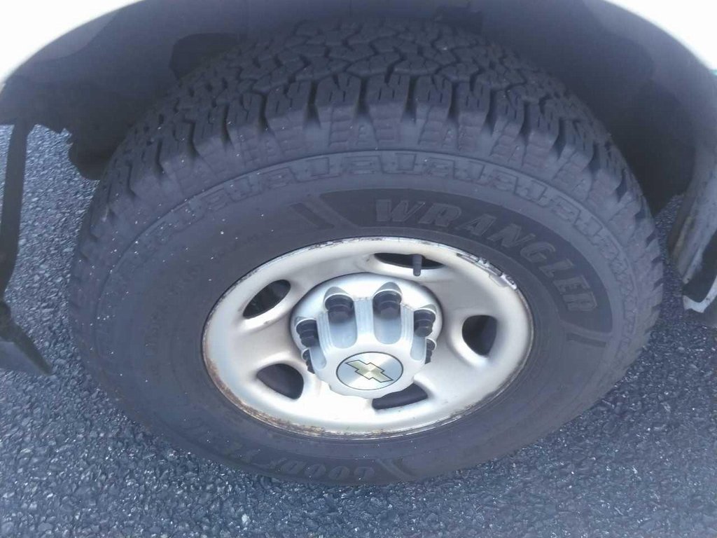 Used 2022 Chevrolet Express 2500 w/ Communications Package image 12