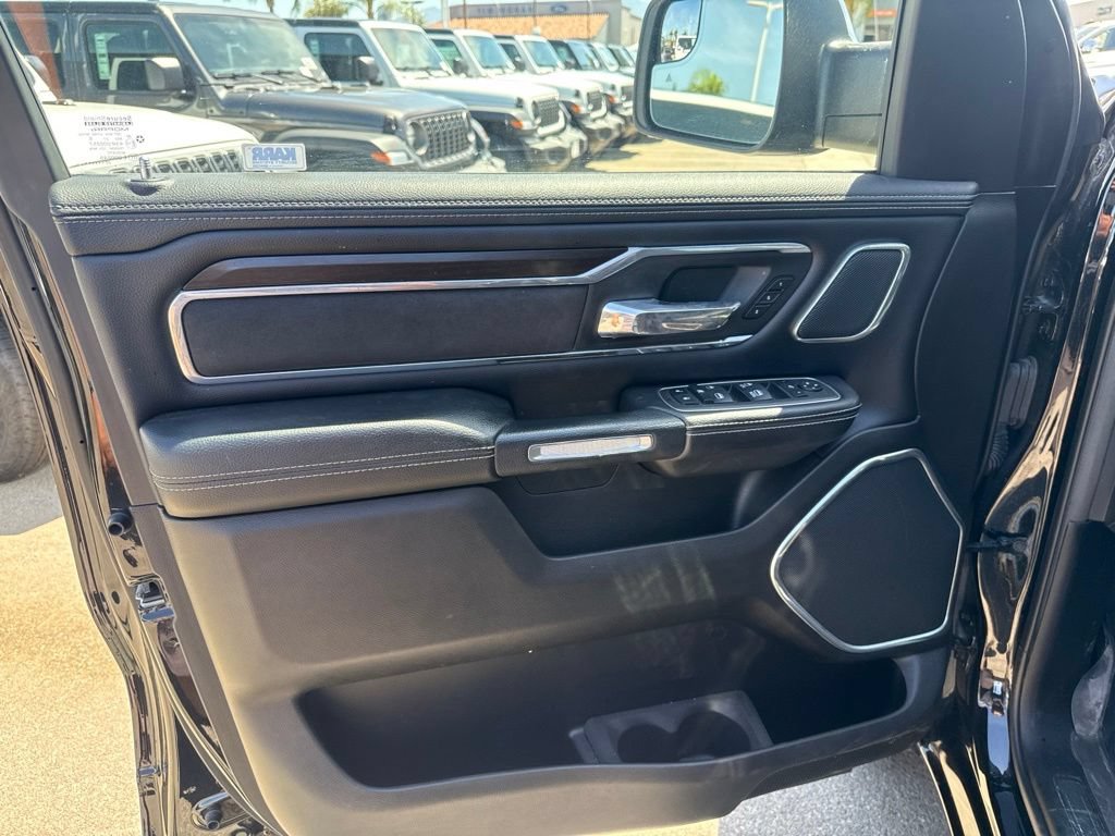 Used 2022 RAM 1500 Laramie AWD/4WD image 11