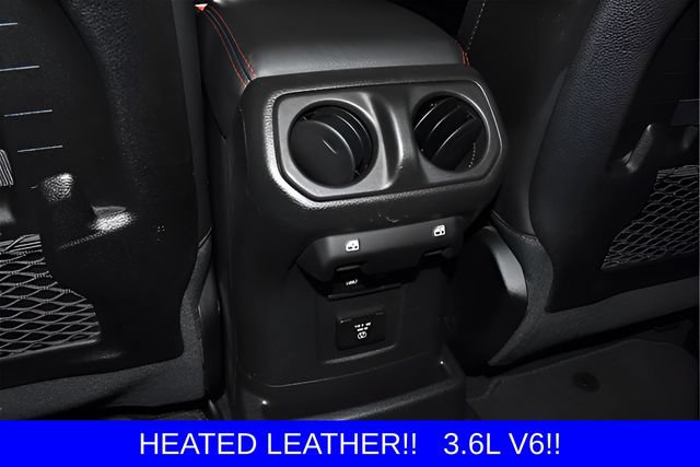 Used 2021 Jeep Wrangler Unlimited Rubicon w/ Dual Top Group AWD/4WD image 26