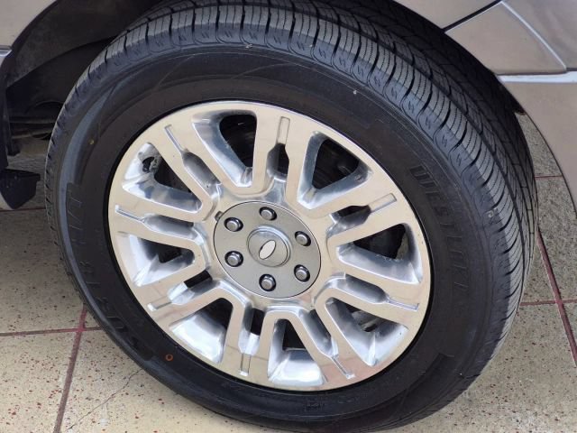 Used 2013 Ford Expedition EL Limited RWD image 31