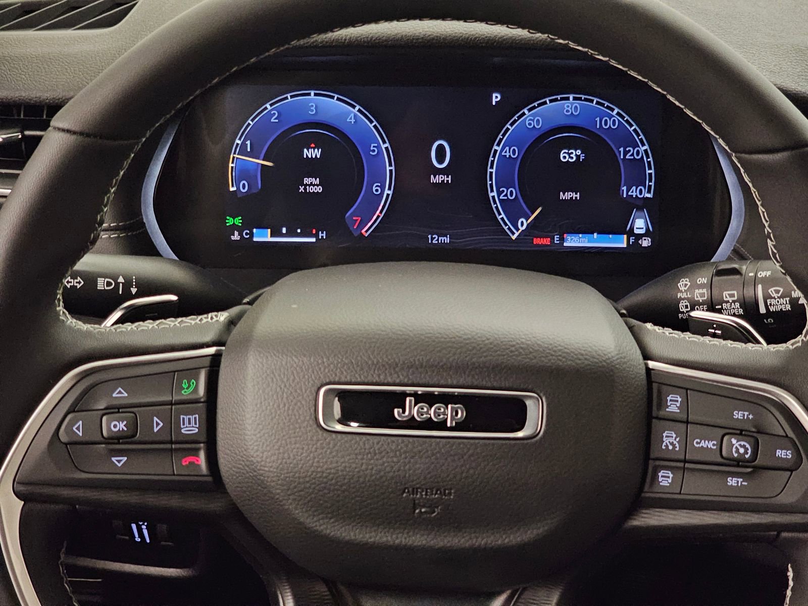 New 2025 Jeep Grand Cherokee L Altitude image 19