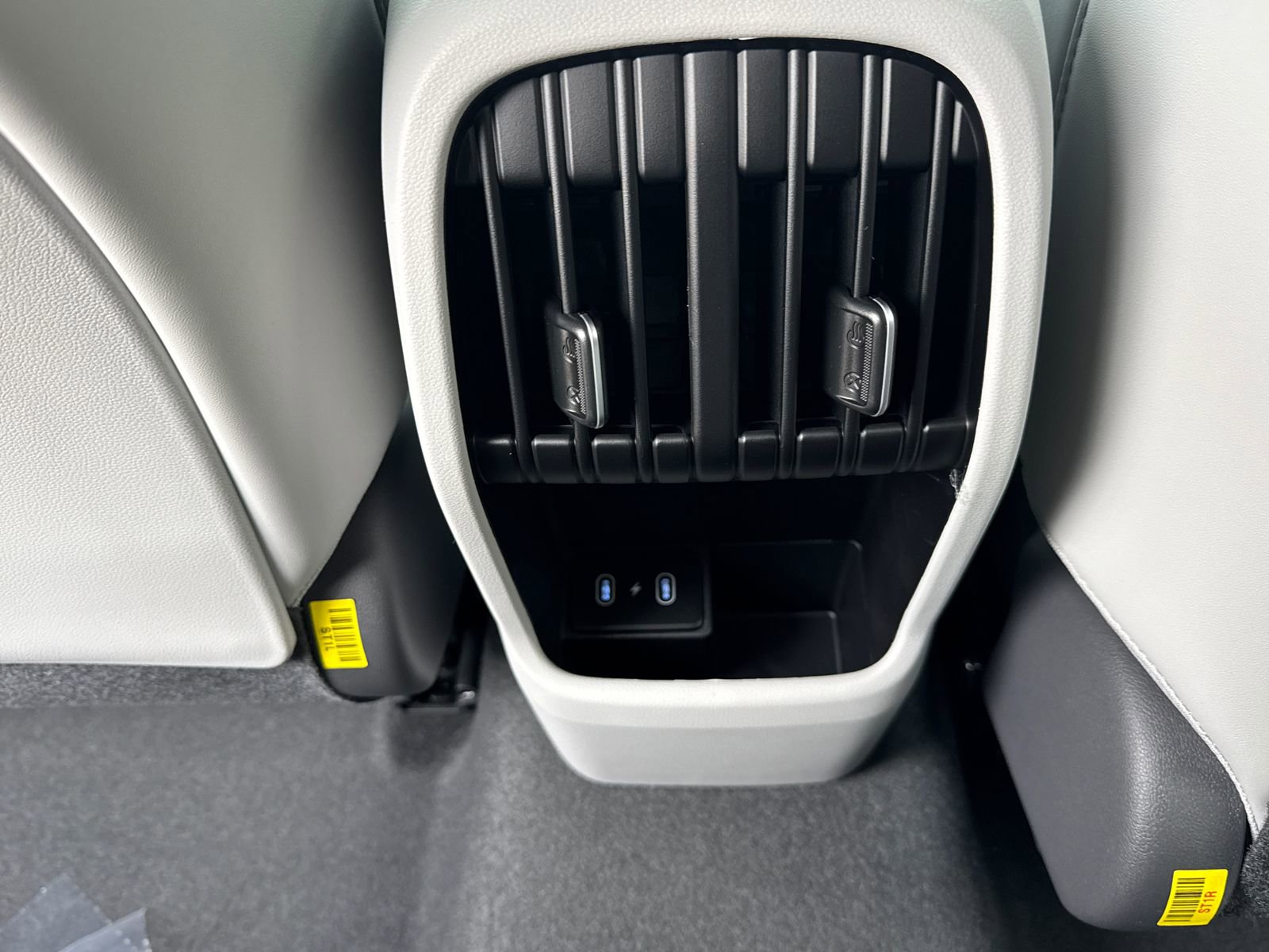 New 2026 Hyundai Kona Limited image 25