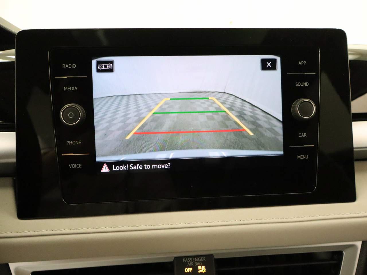 New 2026 Volkswagen Taos SE FWD image 10