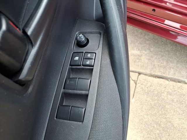 Used 2024 Toyota Corolla LE FWD image 19