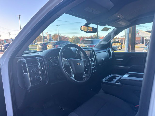 Used 2018 Chevrolet Silverado 1500 LT w/ All Star Edition AWD/4WD image 12