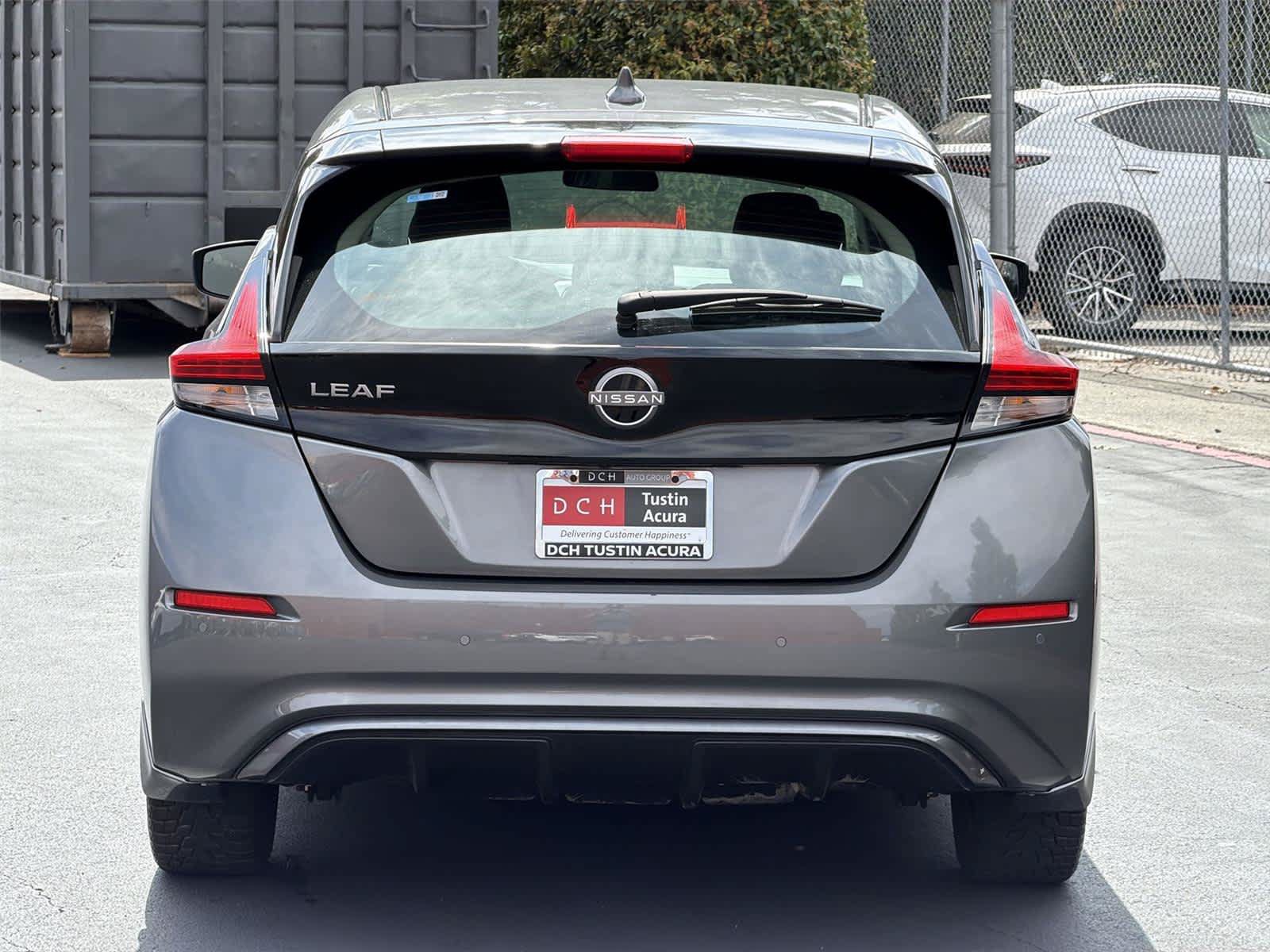 Used 2025 Nissan Leaf S FWD image 6