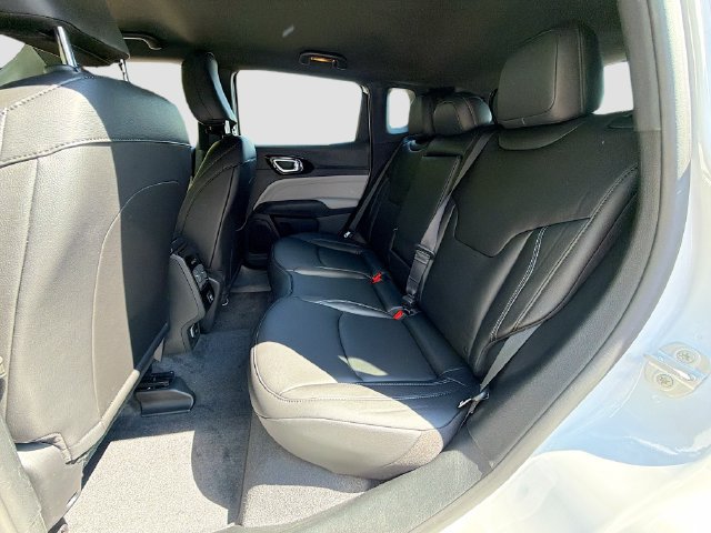 New 2026 Jeep Compass Limited AWD/4WD image 25