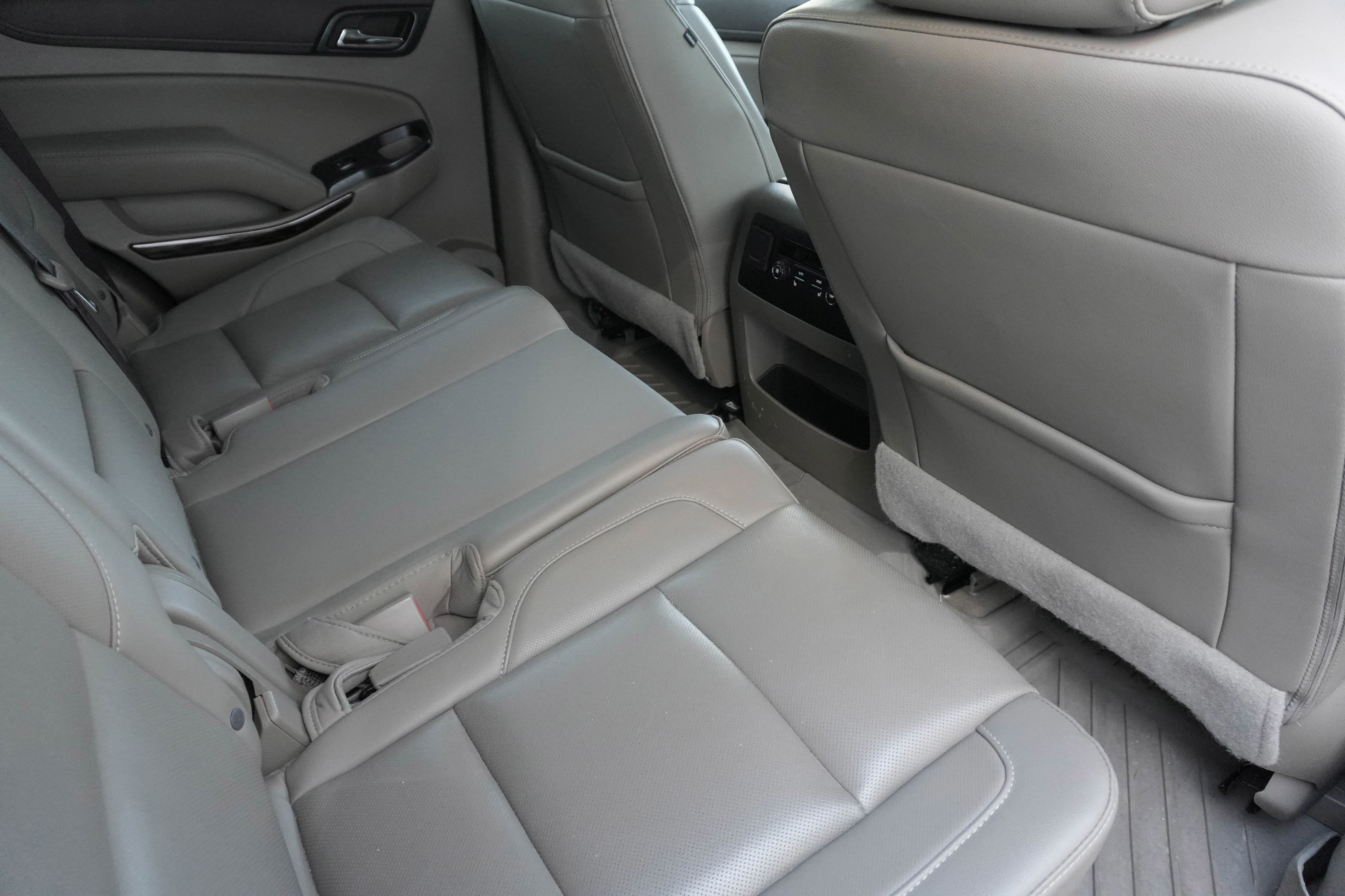 Used 2019 GMC Yukon SLT w/ Graphite Edition image 30