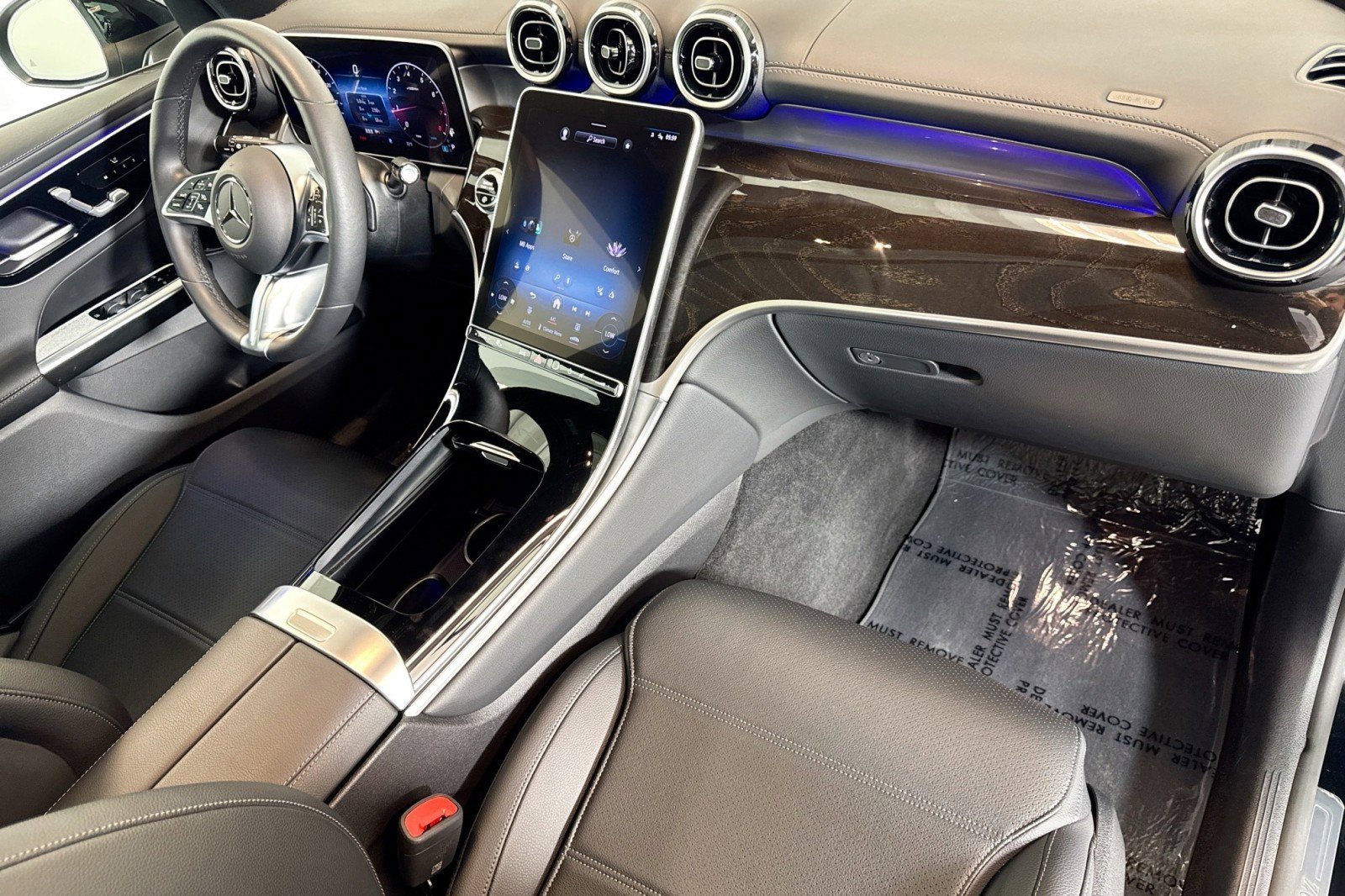 Used 2023 Mercedes-Benz GLC 300 4MATIC image 27