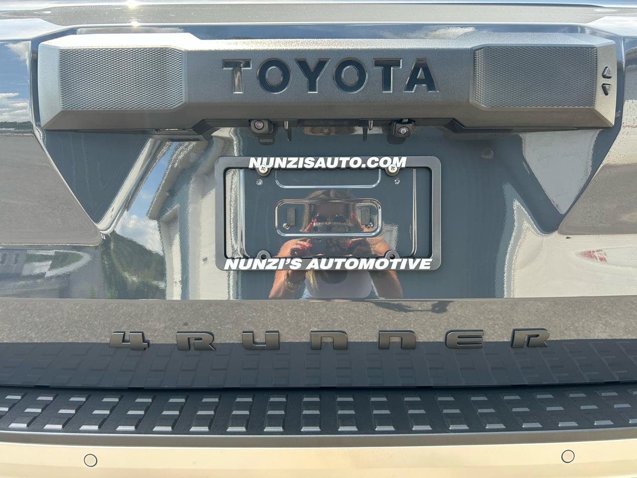 Used 2025 Toyota 4Runner Trailhunter AWD/4WD image 44
