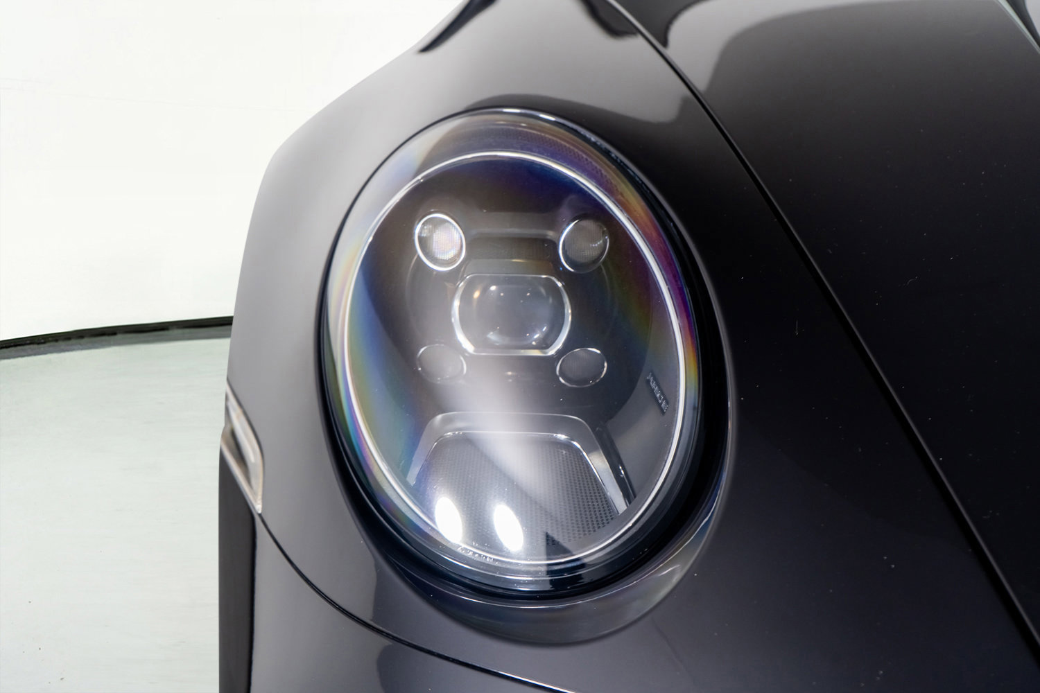 Used 2021 Porsche 911 Carrera 4S w/ Sport Package image 33