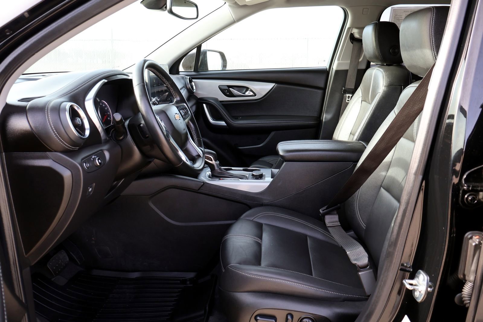 Used 2024 Chevrolet Blazer LT AWD/4WD image 24