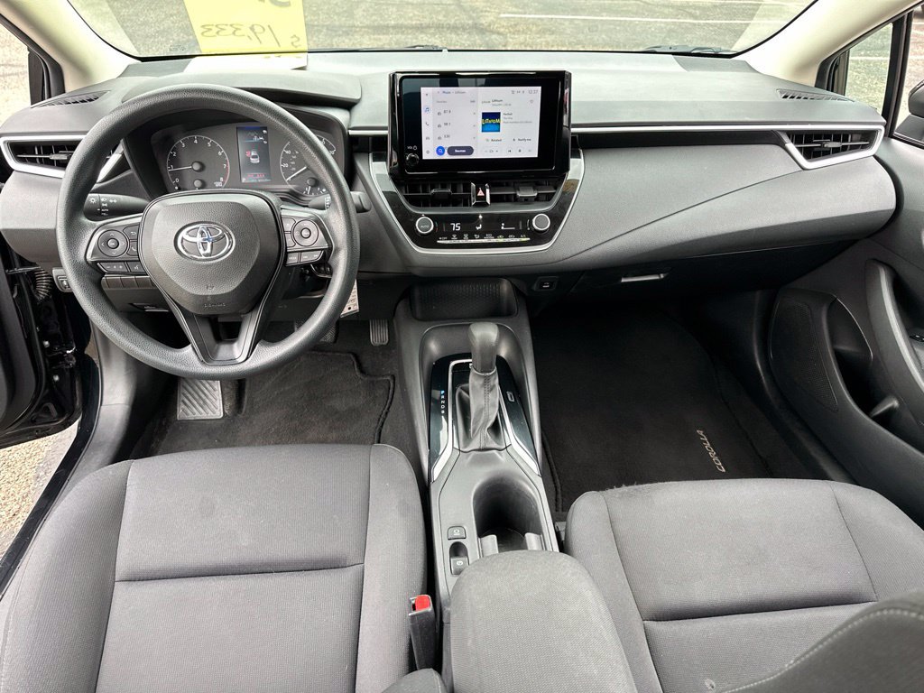 Used 2024 Toyota Corolla LE FWD image 36