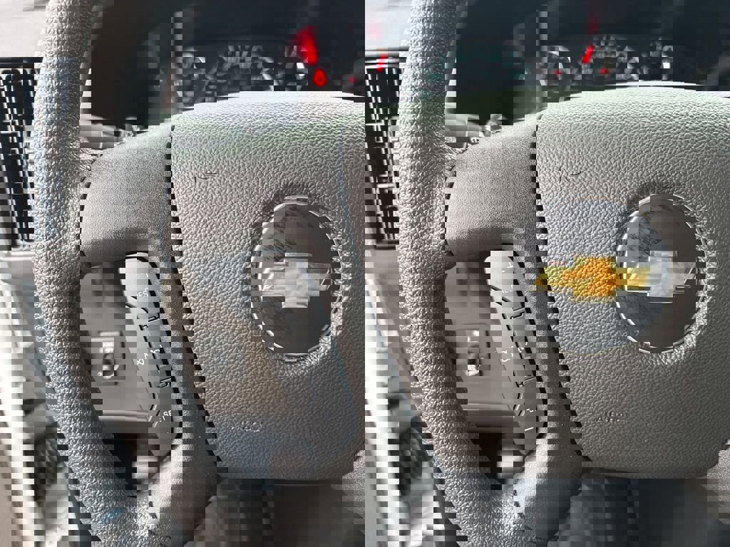 New 2025 Chevrolet Express 2500 w/ Driver Convenience Package image 18