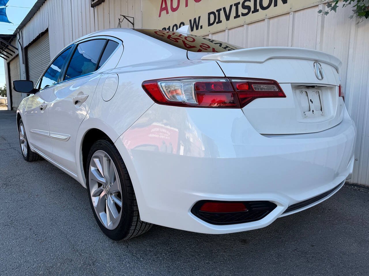 Used 2016 Acura ILX FWD image 11