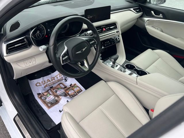 Used 2025 Genesis G70 2.5T image 13