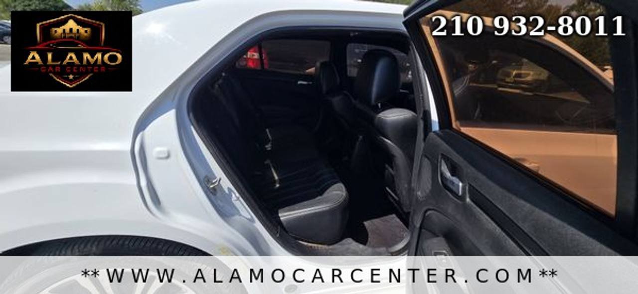 Used 2013 Chrysler 300 S RWD image 18