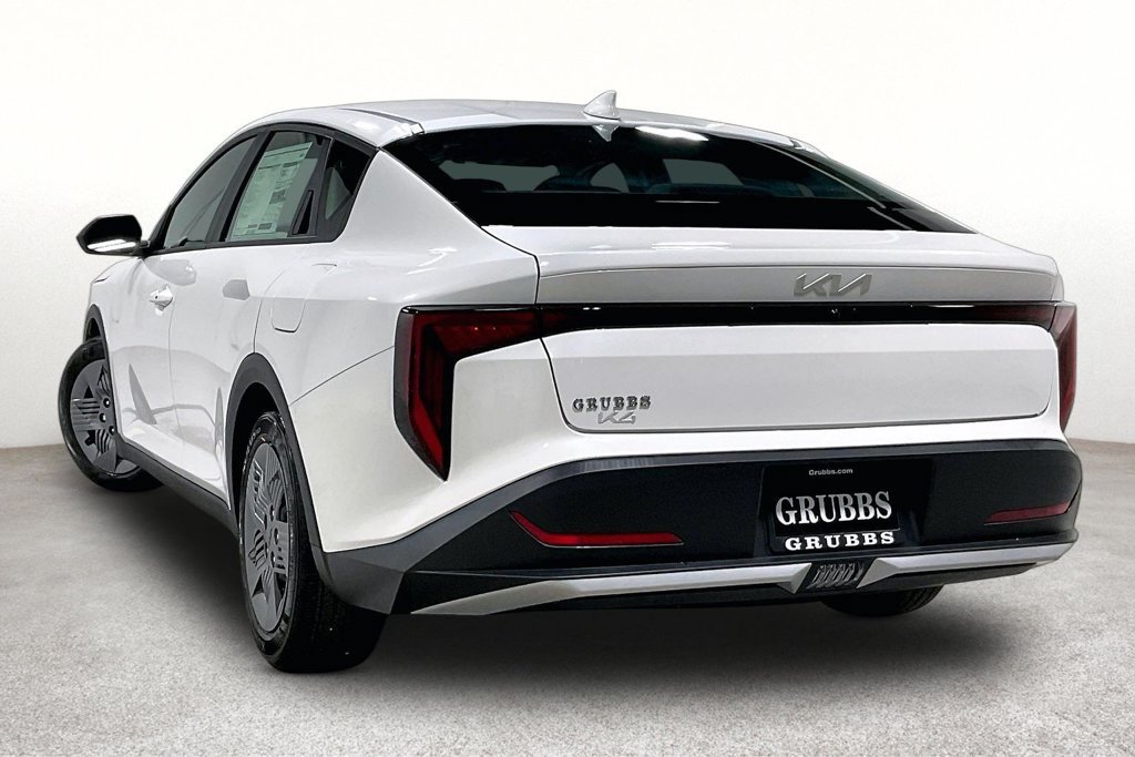 New 2026 Kia K4 FWD image 4